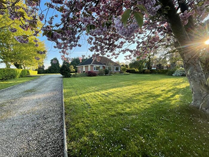 3 Bedroom Bungalow To Rent In Worksop Road, Thorpe Salvin, S80