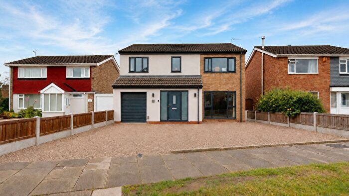 4 Bedroom Detached House For Sale In Stoops Lane, Doncaster, DN4
