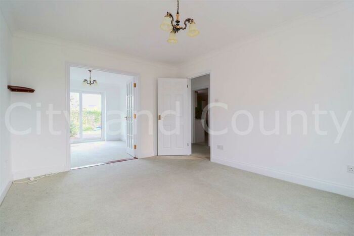 4 Bedroom Detached House To Rent In North Street, Crowland, Peterborough, PE6