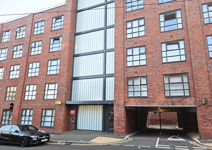 1 Bedroom Apartment For Sale In Digbeth Square, Cheapside, Birmingham, B12