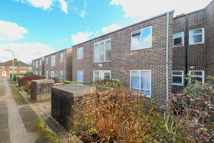 1 Bedroom Apartment To Rent In Prospect Close, Ruislip, HA4