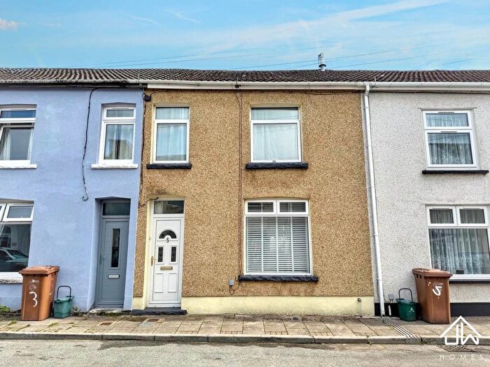 3 Bedroom Property For Sale In Warne Street, Fleur De Lys, NP12