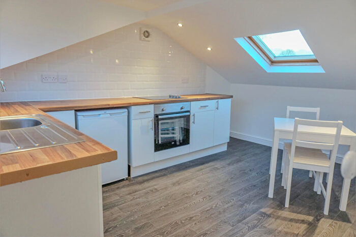 1 Bedroom Apartment To Rent In Holmsley Walk, Woodlesford, Leeds, LS26