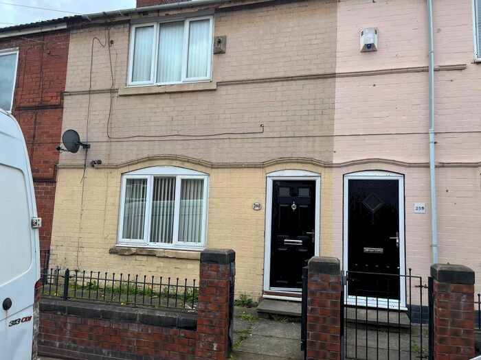 3 Bedroom Terraced House To Rent In Harrow Street, Pontefract, WF9