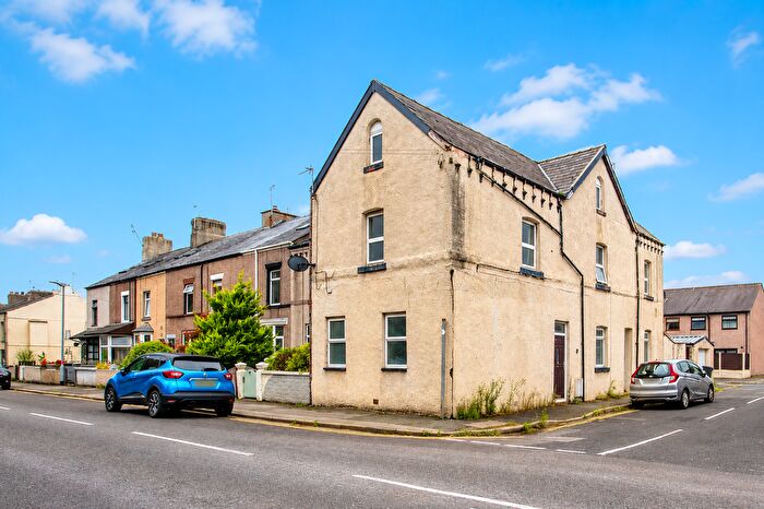 2 Bedroom Flat For Sale In North Lonsdale Road, Ulverston, LA12