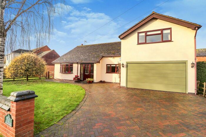 4 Bedroom House To Rent In Main Street, Burton Overy, Leicestershire, LE8