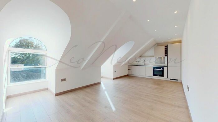 1 Bedroom Flat To Rent In Harvest Lane, Thames Ditton, KT7