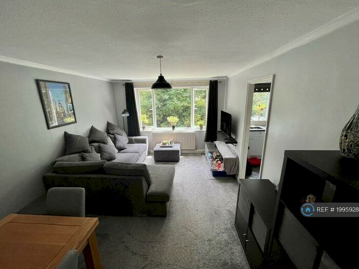 1 Bedroom Flat To Rent In Bournewood Road, Orpington, BR5