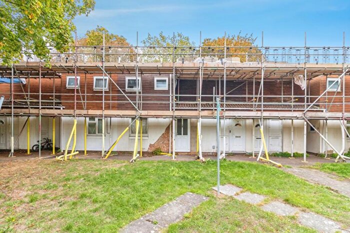 1 Bedroom Flat For Sale In Albany Court, Stantonbury, Milton Keynes, Buckinghamshire, MK14