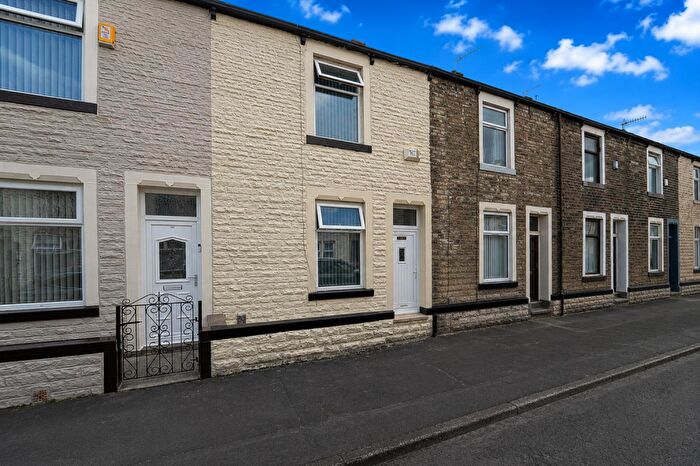 4 Bedroom Terraced House For Sale In Cleaver Street, Burnley, BB10