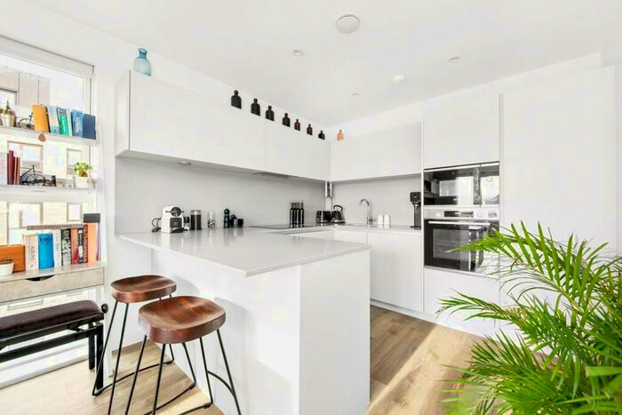 2 Bedroom Apartment To Rent In Dane House, Exeter Place, Sydenham, London, SE26