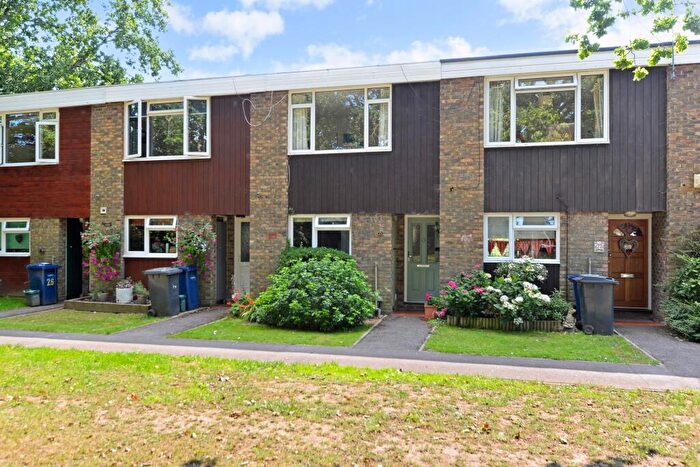 2 Bedroom House For Sale In Coatham Place, Cranleigh, GU6