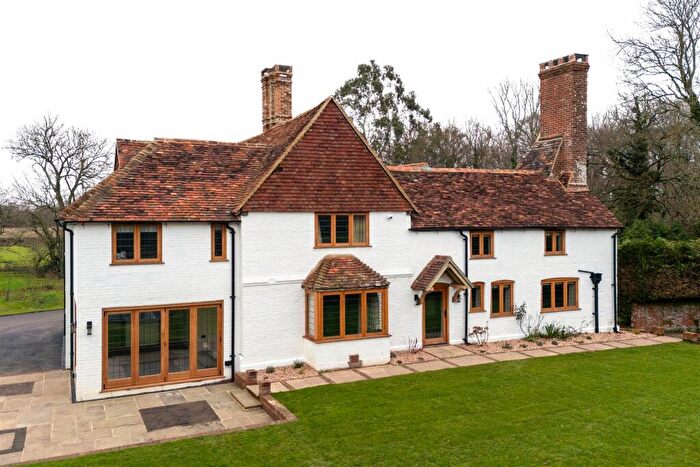 4 Bedroom House To Rent In Knowle Lane, Cranleigh, GU6