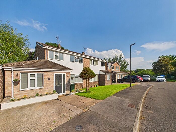 4 Bedroom Semi Detached House For Sale In Nairn Drive, Dronfield Woodhouse, Dronfield, Derbyshire, S18
