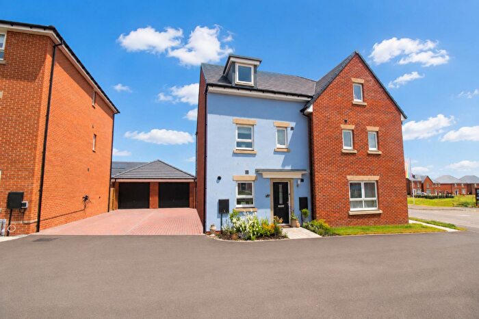 4 Bedroom Semi-Detached House For Sale In Outberry Way, Dragonville, Durham, DH1