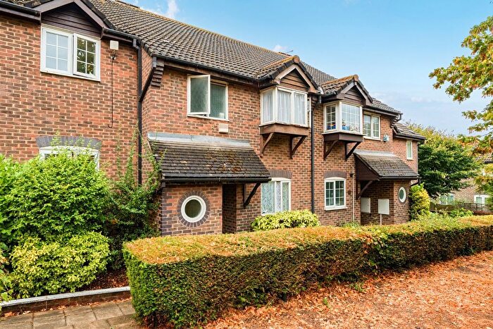 4 Bedroom Terraced House For Sale In Dock Hill Avenue, London, SE16