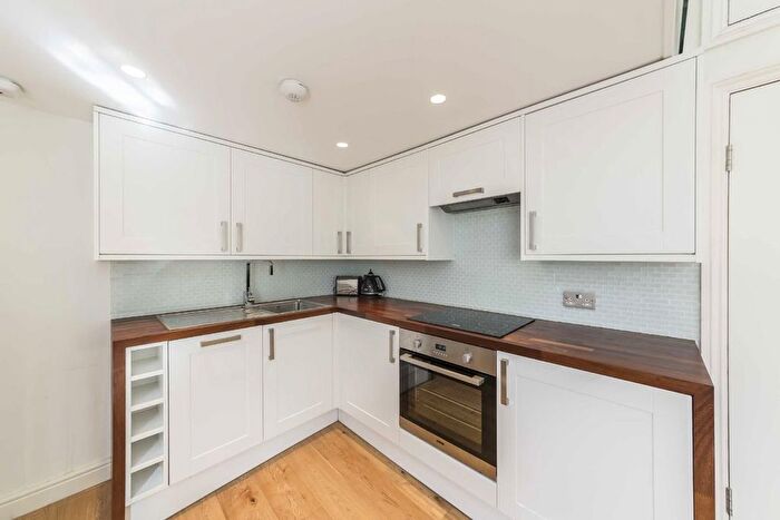 1 Bedroom Flat For Sale In Colville Gardens, London, W11