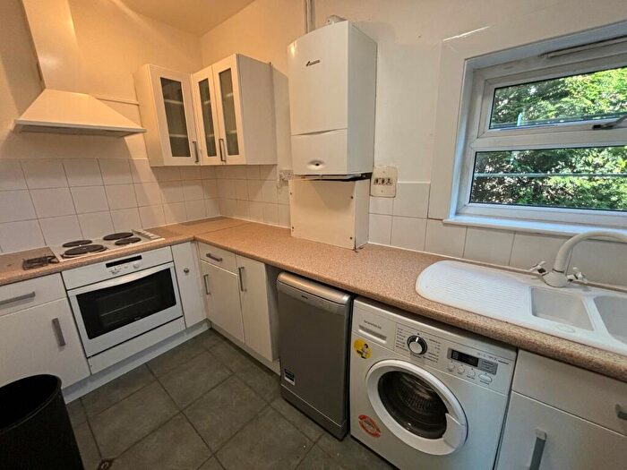 1 Bedroom Terraced House To Rent In Harrogate Road, Leeds, West Yorkshire, LS17