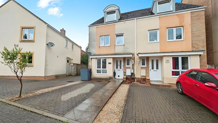 4 Bedroom Town House For Sale In Syms Avenue, Frampton Cotterell, Bristol, BS36