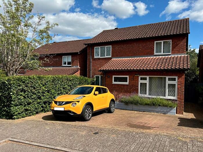 4 Bedroom Detached House To Rent In Stamford Avenue, Springfield, MK6