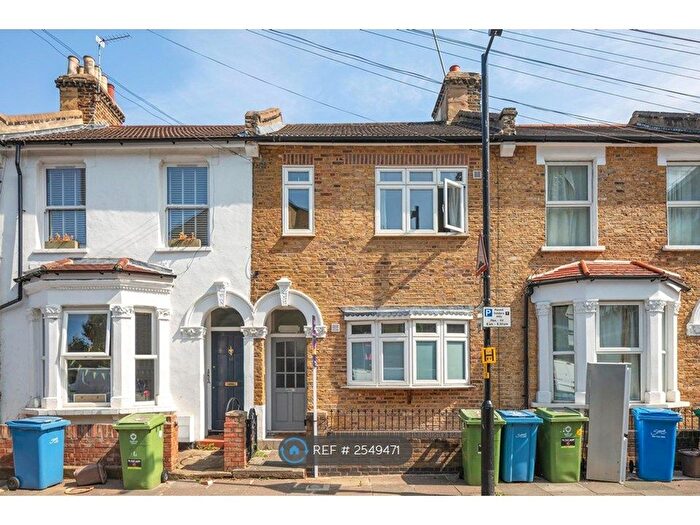 5 Bedroom Terraced House To Rent In Furley Road, London, SE15