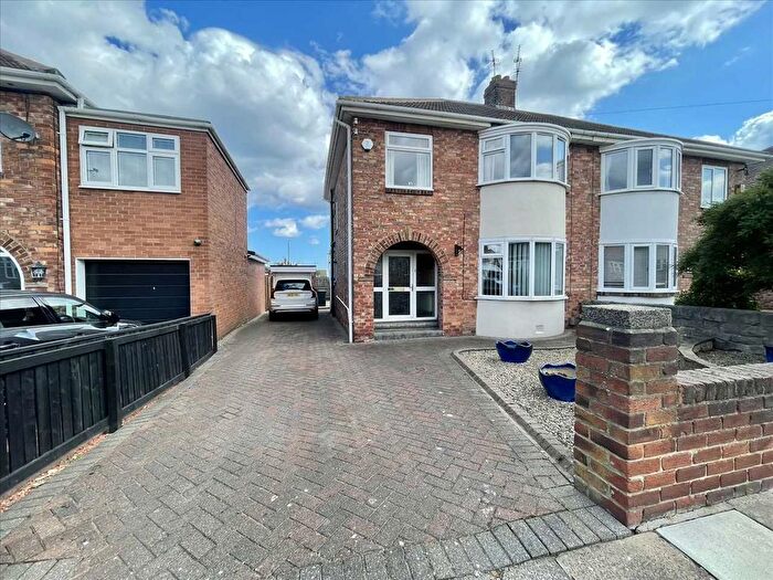 3 Bedroom Semi-Detached House For Sale In Hemsley Road, South Shields, NE34
