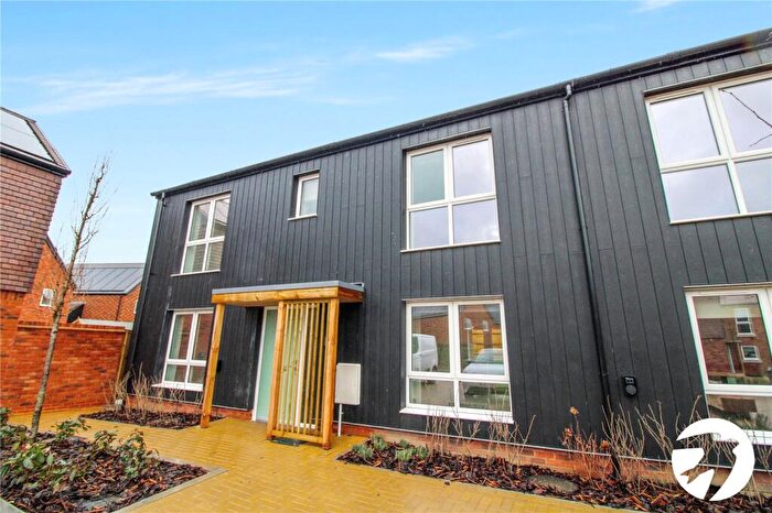 3 Bedroom End Of Terrace House To Rent In Colemans Close, Alkerden, Ebbsfleet Valley, Swanscombe, DA10