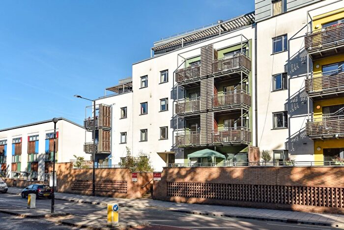 1 Bedroom Flat To Rent In Crown Dale, London, SE19