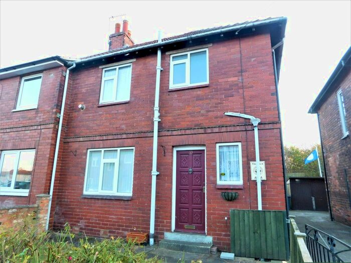 2 Bedroom Semi-Detached House To Rent In Portholme Drive, Selby, YO8