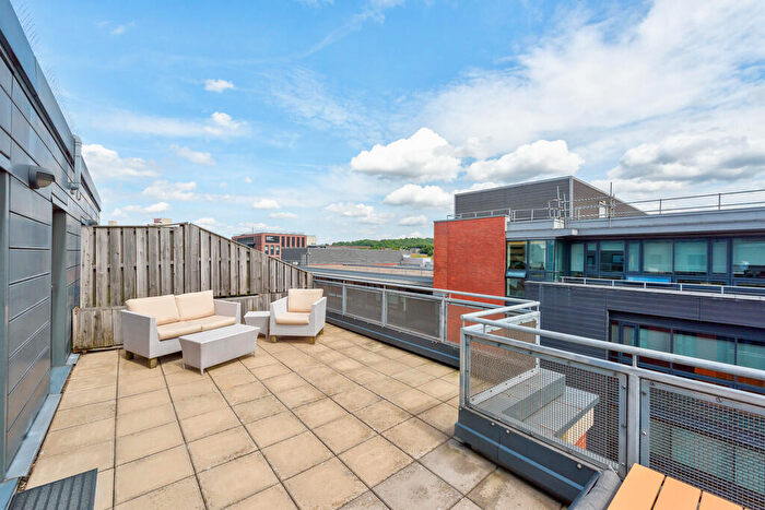 2 Bedroom Apartment For Sale In , Furnival Street, AG1