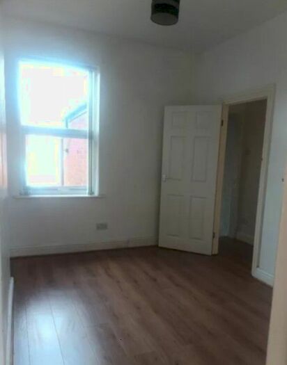 2 Bedroom Semi-Detached House To Rent In Park Road, Doncaster, DN1