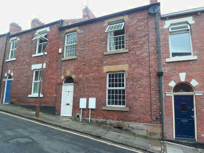 4 Bedroom House To Rent In Flass Street, Durham, DH1