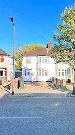 3 Bedroom Semi-Detached House To Rent In Maybank Avenue, Wembley, HA0
