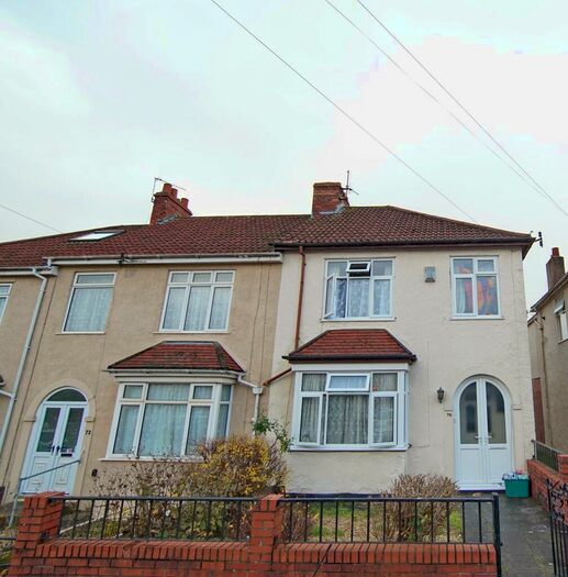4 Bedroom Semi-Detached House To Rent In Filton Grove, Horfield, Bristol, BS7