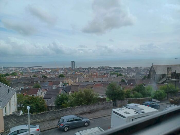 3 Bedroom Terraced House To Rent In Hewson Street, Swansea, SA1