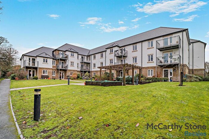 1 Bedroom Apartment For Sale In Applegate House, Seymour Road, Trowbridge, BA14