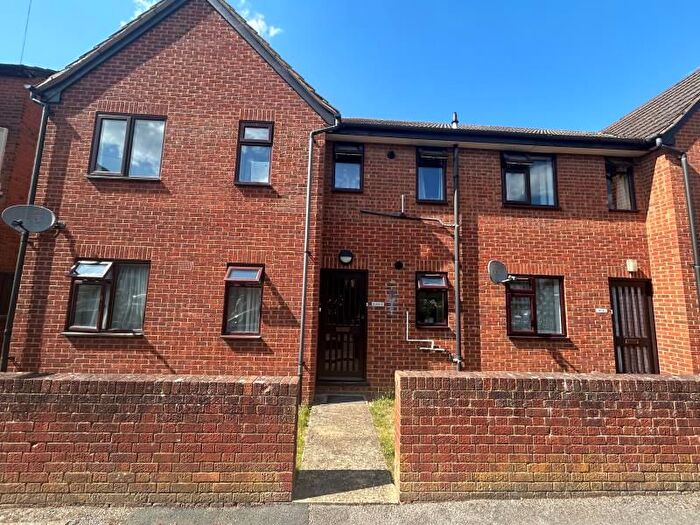 1 Bedroom Flat To Rent In Park Road, Guildford, GU1