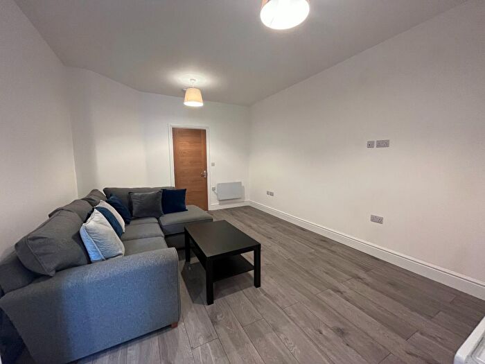 2 Bedroom Flat To Rent In , Alpha House, High Street, Egham, TW20