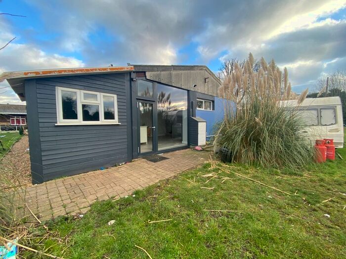 2 Bedroom Barn Conversion To Rent In Old Mill Lane, Uxbridge, UB8