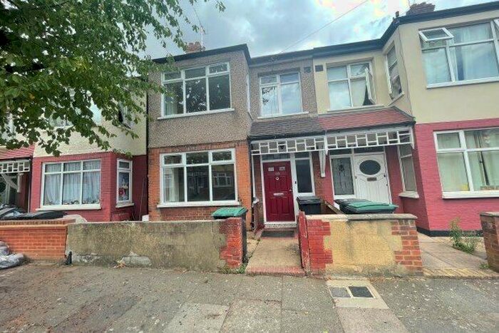 3 Bedroom Property To Rent In Sherringham Avenue, London, N17