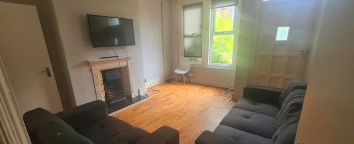 5 Bedroom Terraced House To Rent In Grimthorpe Terrace, Leeds, West Yorkshire, LS6