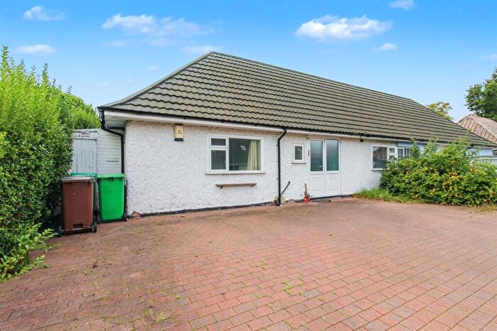 2 Bedroom Bungalow To Rent In Dorket Drive, Nottingham, NG8