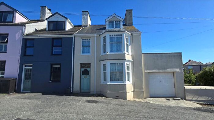 3 Bedroom End Of Terrace House For Sale In Porth-Y-Felin, Holyhead, Isle Of Anglesey, LL65