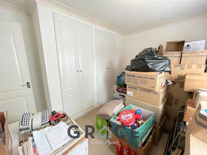 2 Bedroom Park Home For Sale In Chalk Hill Lane, Great Blakenham, Ipswich, IP6