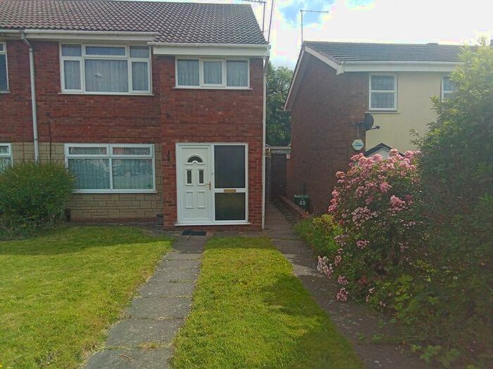 1 Bedroom Flat To Rent In Keyes Drive, Kingswinford, DY6
