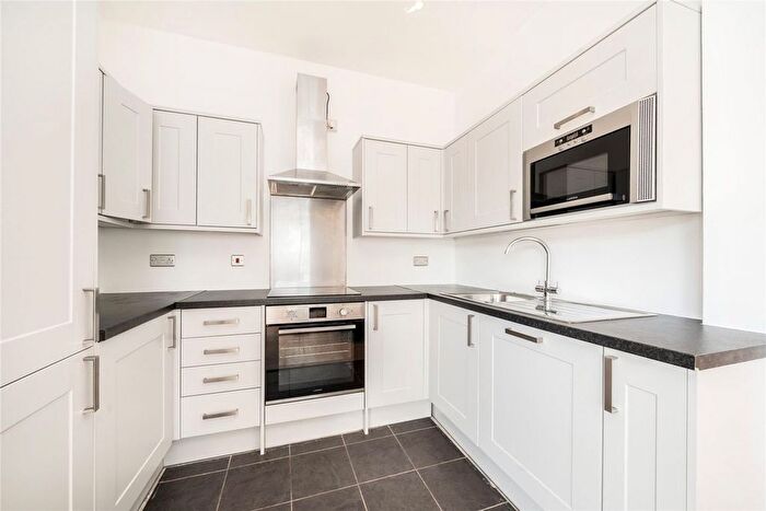 3 Bedroom Flat For Sale In Indescon Square, London, E14