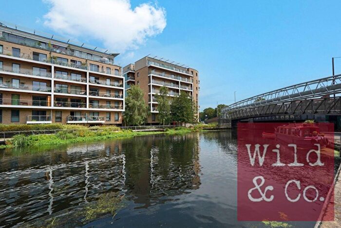 2 Bedroom Flat For Sale In Lock Court, Essex Wharf, E5