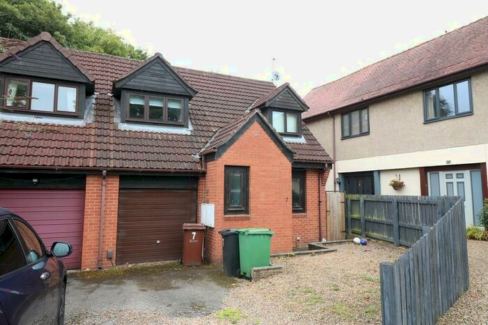 3 Bedroom Mews To Rent In Barleyfields Court, Wetherby, LS22