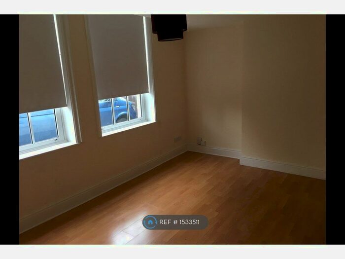 2 Bedroom Flat To Rent In Roby Road, Huyton, L36