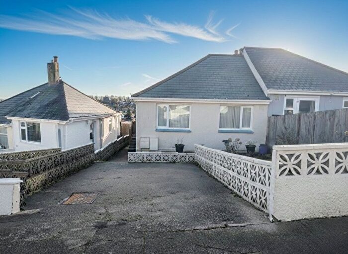 2 Bedroom Semi Detached Bungalow For Sale In Barton Road, Paignton, TQ3